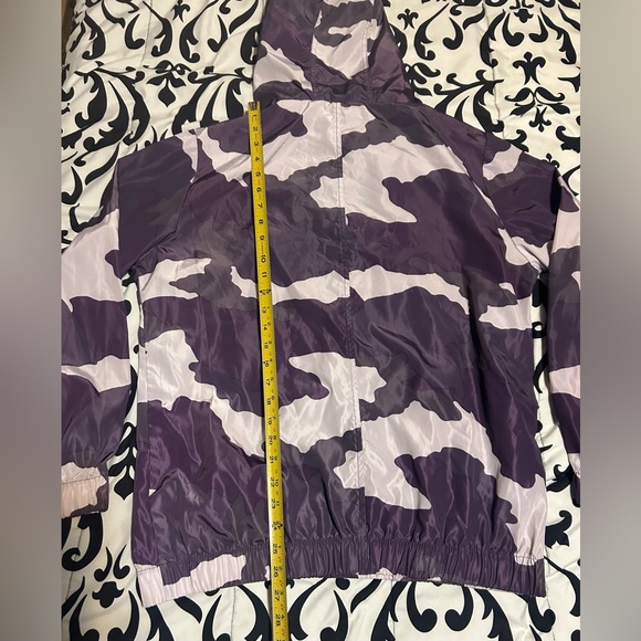 Wild Fable purple camo light weight pullover- size m - Picture 3 of 8